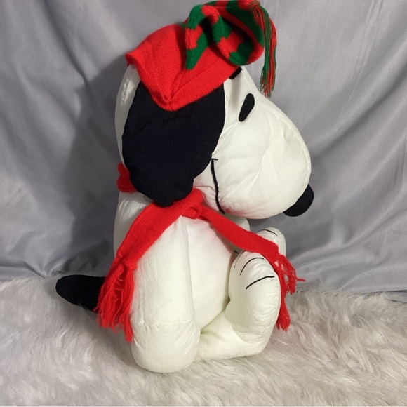 XL Peanuts Vintage 21” Snoopy Plush Pillow Toy - Picture 2 of 8